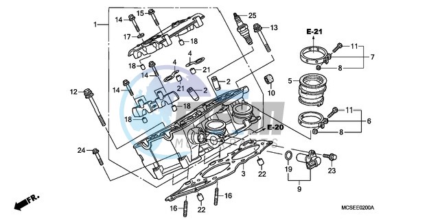 RIGHT CYLINDER HEAD