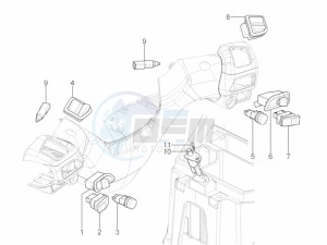 MP3 300 YOURBAN LT RL-SPORT NOABS E4 (EMEA) drawing Selectors - Switches - Buttons