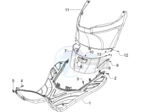 ZIP 100 4T (Vietnam) drawing Central cover - Footrests