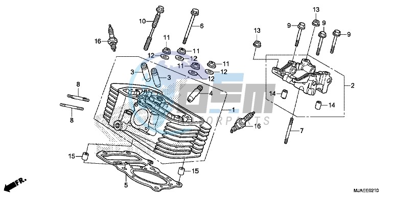 REAR CYLINDER HEAD