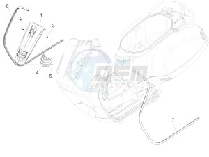 SUPER GTS 125 4T 3V IE NOABS E2-E3 (APAC) drawing Front shield