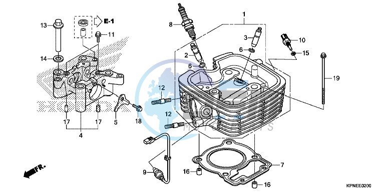 CYLINDER HEAD