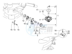 Runner 125 VX 4t e3 (UK) UK drawing Locks