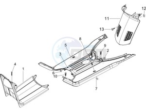 NRG 50 power DD drawing Central cover - Footrests