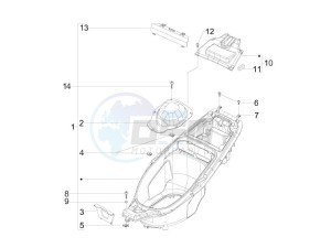 Runner 50 SP drawing Helmet box - Undersaddle