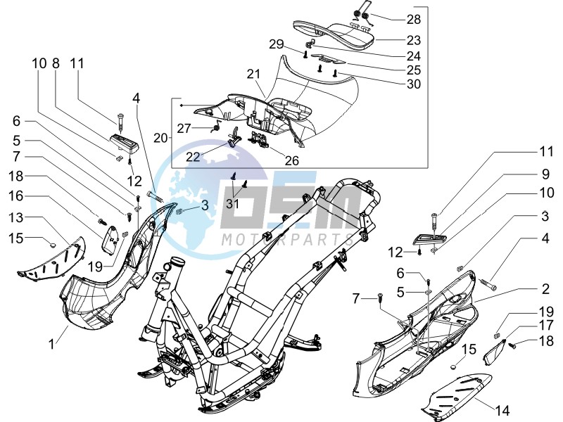 Central cover - Footrests