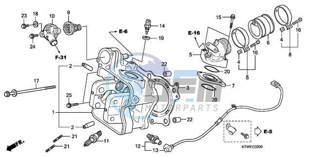 CYLINDER HEAD