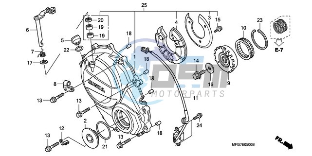 RIGHT CRANKCASE COVER