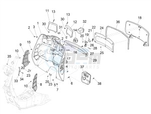 SUPER GTS 125 4T 3V IGET ABS E3 (APAC) drawing Front glove-box - Knee-guard panel