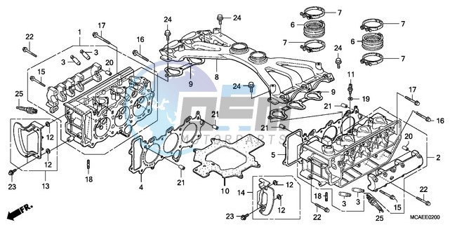 CYLINDER HEAD