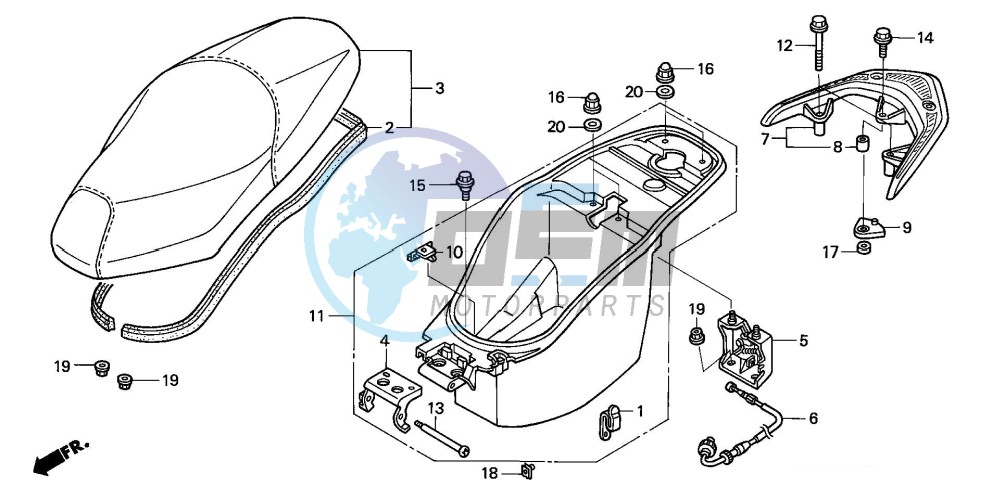 SEAT/LUGGAGE BOX