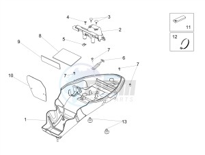 DORSODURO 900 E4 ABS (APAC) drawing Saddle compartment