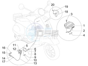 GTS 300 ie Super Sport drawing Voltage Regulators -ECU - H.T. Coil