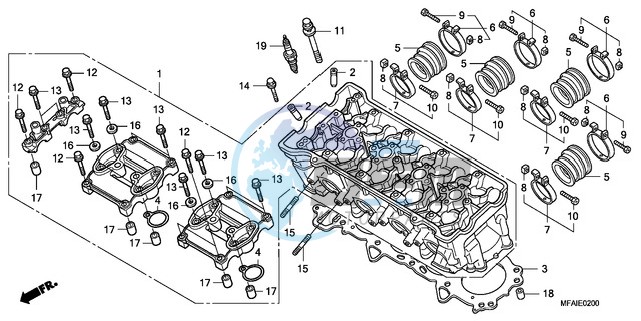 CYLINDER HEAD