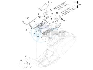 SPRINT 50 4T 3V E4-2020 (NAFTA) drawing Central cover - Footrests