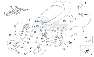 V7 Racer 750 drawing Saddle-Central body