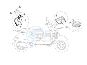 Granturismo 200 L drawing Voltage Regulators -ECU - H.T. Coil