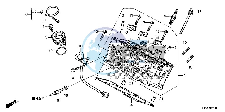 CYLINDER HEAD (REAR)