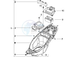 Runner 50 Pure Jet (UK) UK drawing Helmet box - Undersaddle