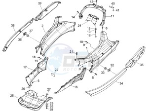 X Evo 125 Euro 3 (UK) drawing Side cover - Spoiler