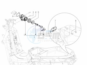 MP3 300 YOURBAN LT RL-SPORT NOABS E4 (EMEA) drawing Locks