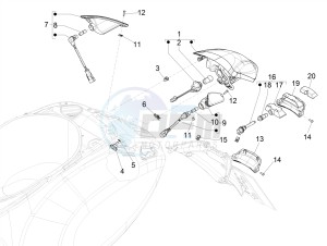 PRIMAVERA 50 2T NOABS E2-E3 (EMEA, APAC) drawing Rear headlamps - Turn signal lamps