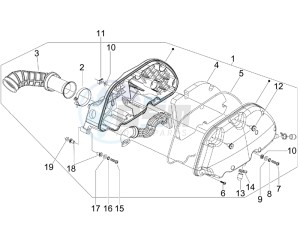 GTS 300 SUPER IE ABS E4 (APAC) drawing Air filter