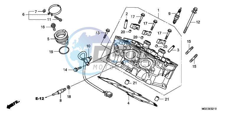 CYLINDER HEAD (REAR)