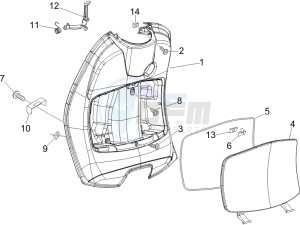 LX 125 4T ie E3 Touring drawing Front glovebox - Knee-guard panel