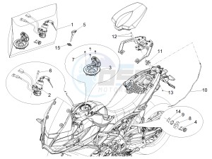 CAPONORD 1200 RALLY E3 ABS (NAFTA) drawing Locks