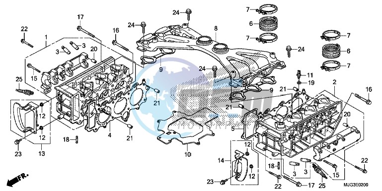 CYLINDER HEAD