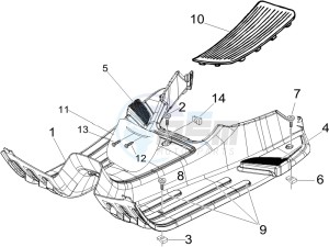 LX 50 4T USA drawing Central cover - Footrests