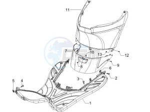 Zip 50 4T drawing Central cover - Footrests