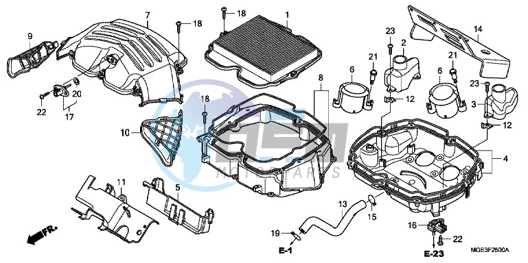 AIR CLEANER