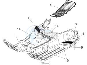 LX 125 4T ie E3 Touring drawing Central cover - Footrests