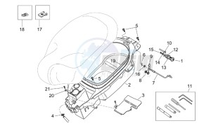 Mojito 50 Custom eng. Piaggio drawing Helmet compartment