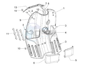 S 150 4T ie E3 Vietnam - Indonesia drawing Front glovebox - Knee-guard panel