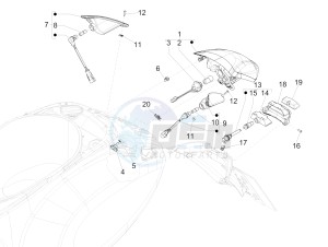 150 Sprint 4T 3V ie (APAC) (AU, CD, EX, JP, RI, TH) drawing Rear headlamps - Turn signal lamps