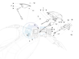 125 4T 3V I GET ie Primavera (APAC) (AU, EX, JA, KR, VT) drawing Rear headlamps - Turn signal lamps