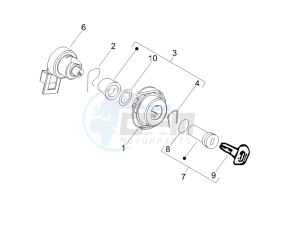 Liberty 50 4T PTT 2007-2012 (D) is drawing Locks