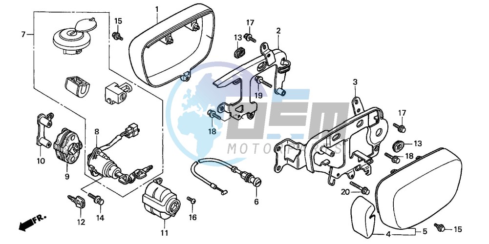 CARBURETOR SIDE COVER