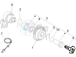 LX 125 4T E3 drawing Locks