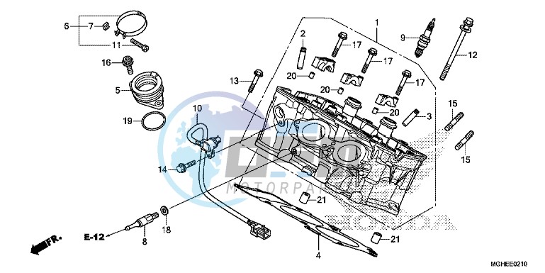 CYLINDER HEAD