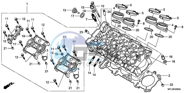 CYLINDER HEAD