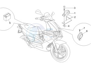 Runner 125 VX 4t Race e3 drawing Remote control switches - Battery - Horn