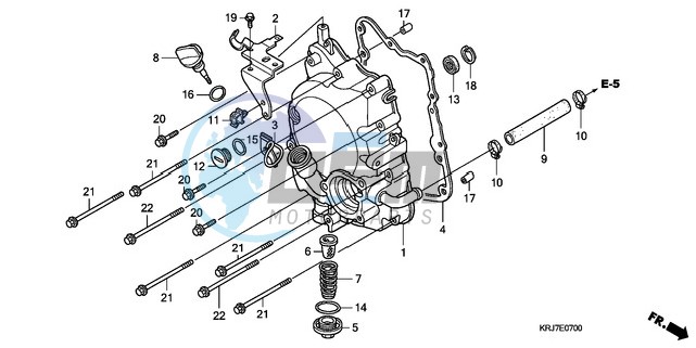 RIGHT CRANKCASE COVER