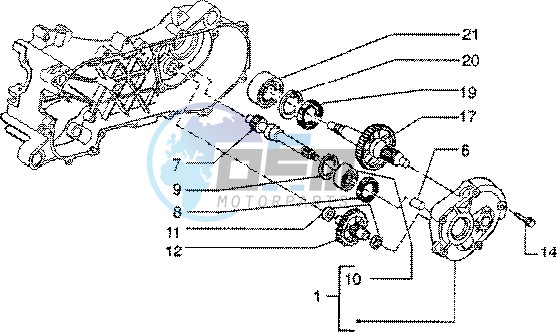 Rear wheel shaft