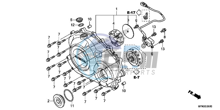 RIGHT CRANKCASE COVER