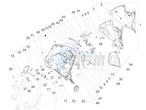 MEDLEY 150 4T IE ABS E3 2020 (APAC) drawing Front glove-box - Knee-guard panel