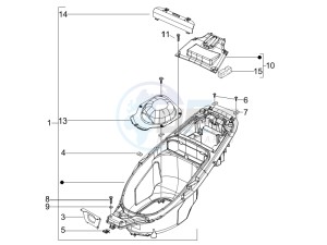 Runner 50 SP drawing Helmet box - Undersaddle